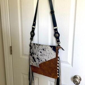Myra crossbody handbag